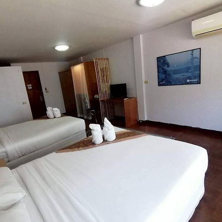 Beachfront Hotel Cha Am Cha-Am Ngoại thất bức ảnh