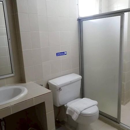 Beachfront Hotel Cha Am Cha-Am Ngoại thất bức ảnh