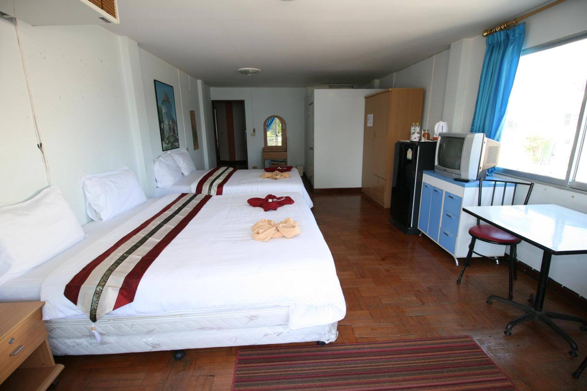 Beachfront Hotel Cha Am Cha-Am Phòng bức ảnh