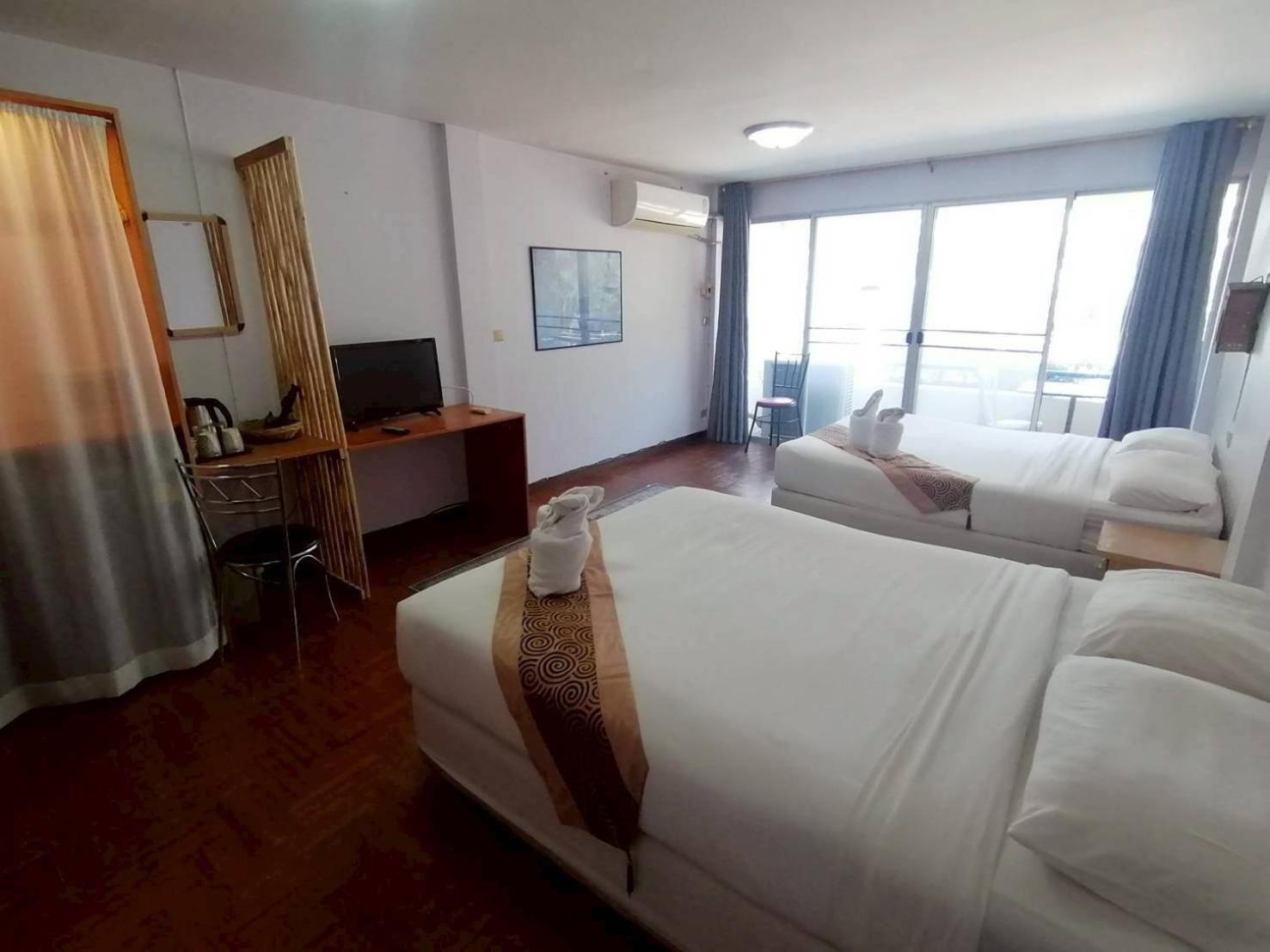 Beachfront Hotel Cha Am Cha-Am Ngoại thất bức ảnh