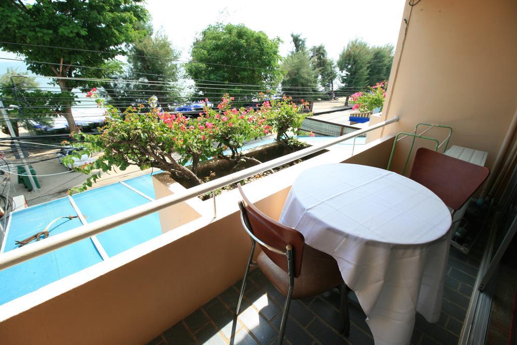 Beachfront Hotel Cha Am Cha-Am Ngoại thất bức ảnh