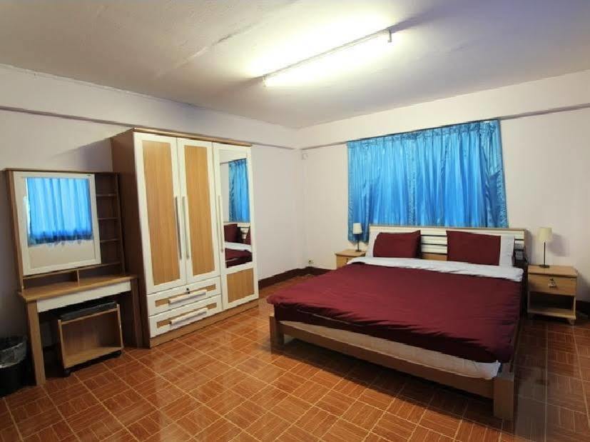 Beachfront Hotel Cha Am Cha-Am Ngoại thất bức ảnh