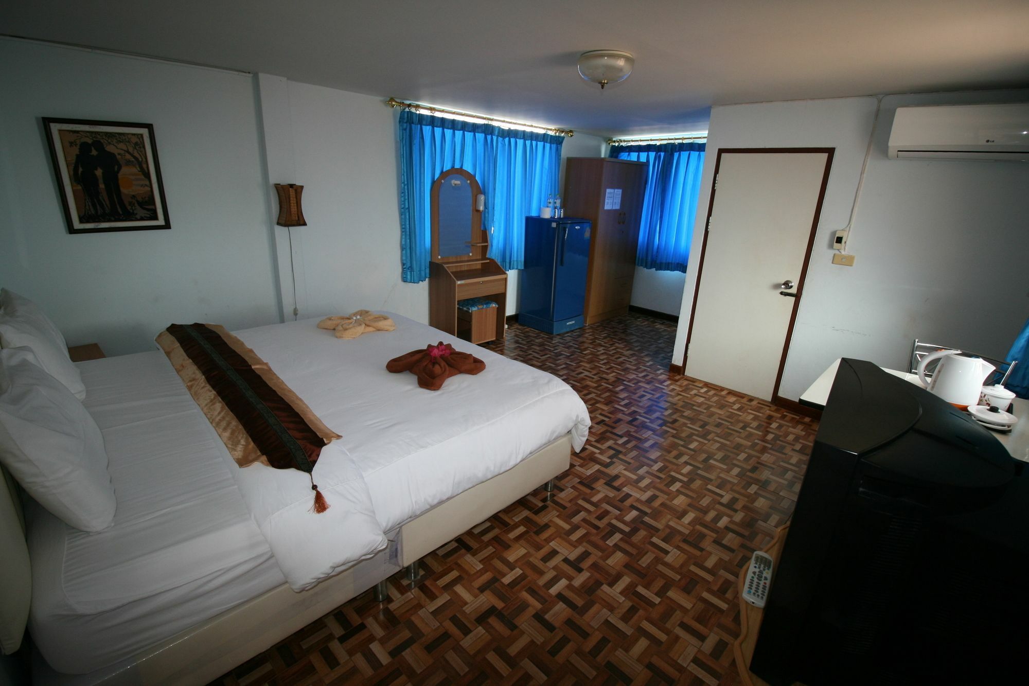 Beachfront Hotel Cha Am Cha-Am Ngoại thất bức ảnh