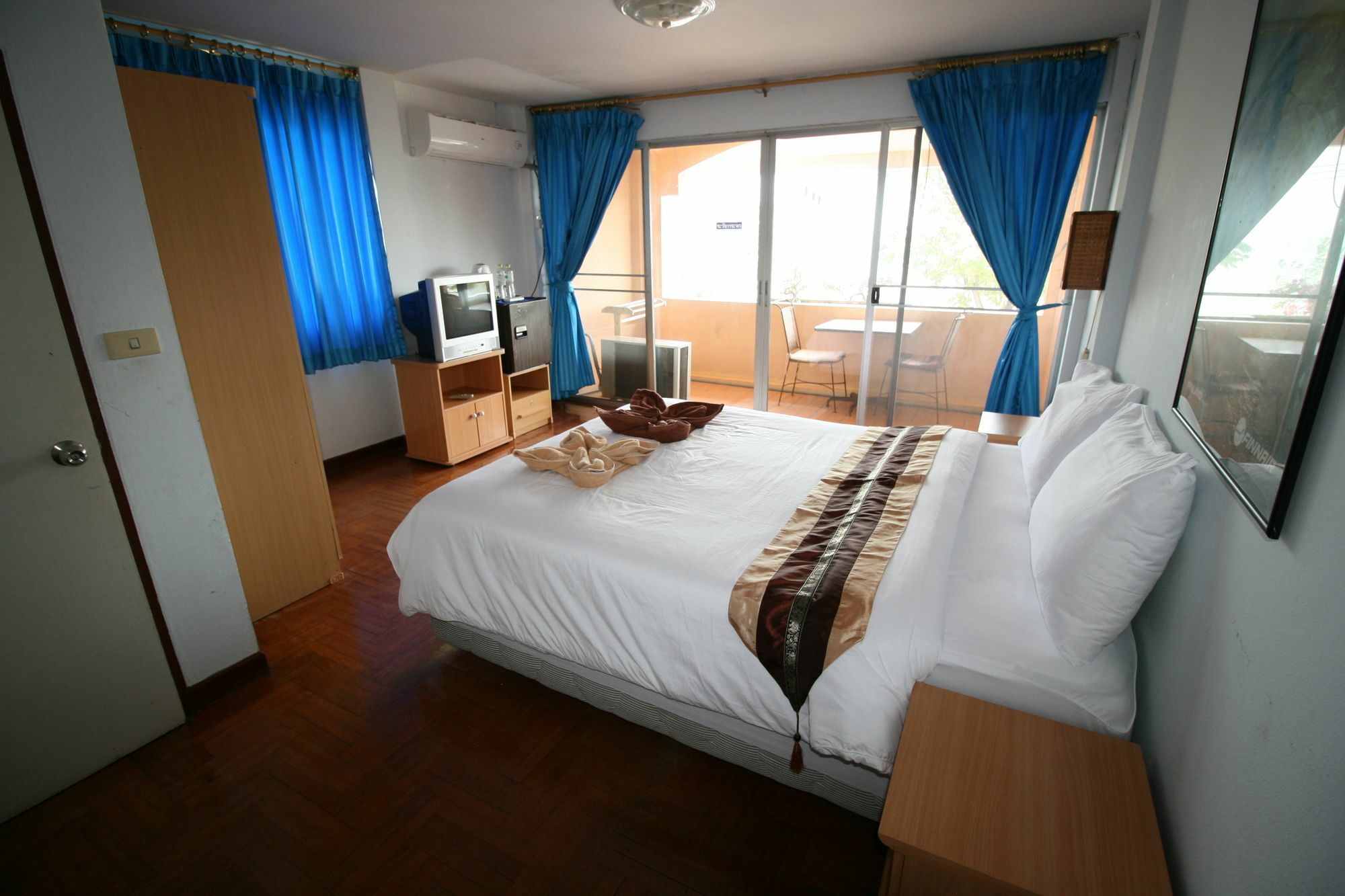 Beachfront Hotel Cha Am Cha-Am Ngoại thất bức ảnh